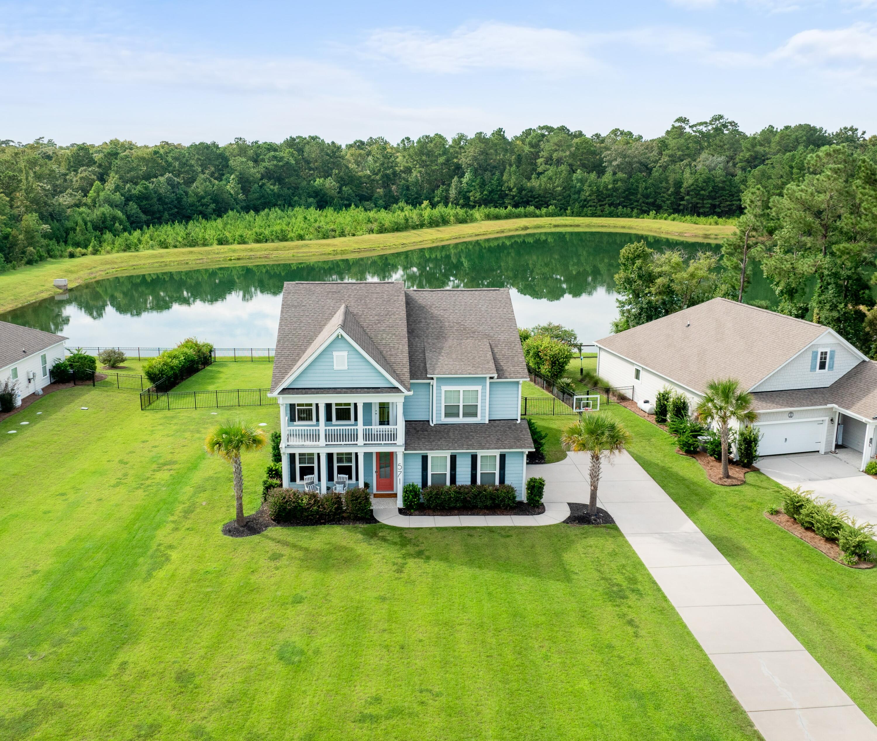 571 Pontoon Road Huger, SC 29450 - Photo 38 of 44 571 Pontoon Road Reshoot-75 (edited)