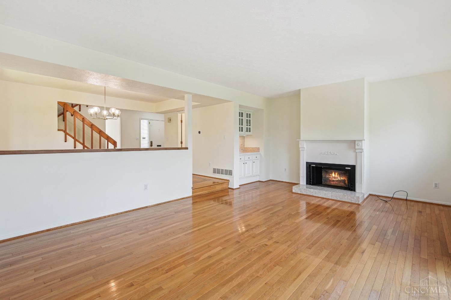 7264 East Galbraith Road Cincinnati, OH 45243 - Photo 8 of 33