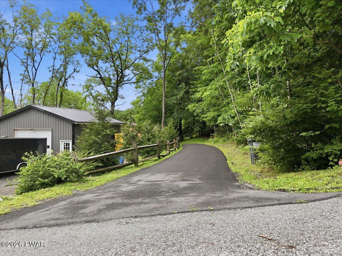 106 Chippy Cole Road Milford, PA 18337 - Photo 5 of 87