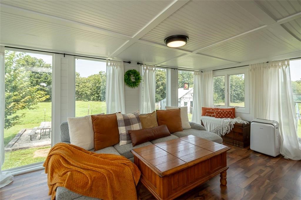 1581 Shawnee Road Pomona, KS 66076 - Photo 21 of 73 Gallery Image 21