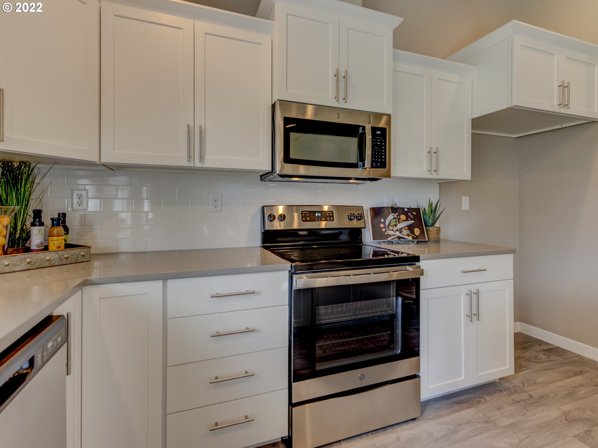 90890 Alvadore Road Junction City, OR 97448 - Photo 6 of 25 Gallery Image 6