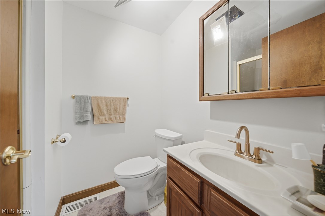 6118 Wiclif Road Northeast Canton, OH 44721 - Photo 29 of 48