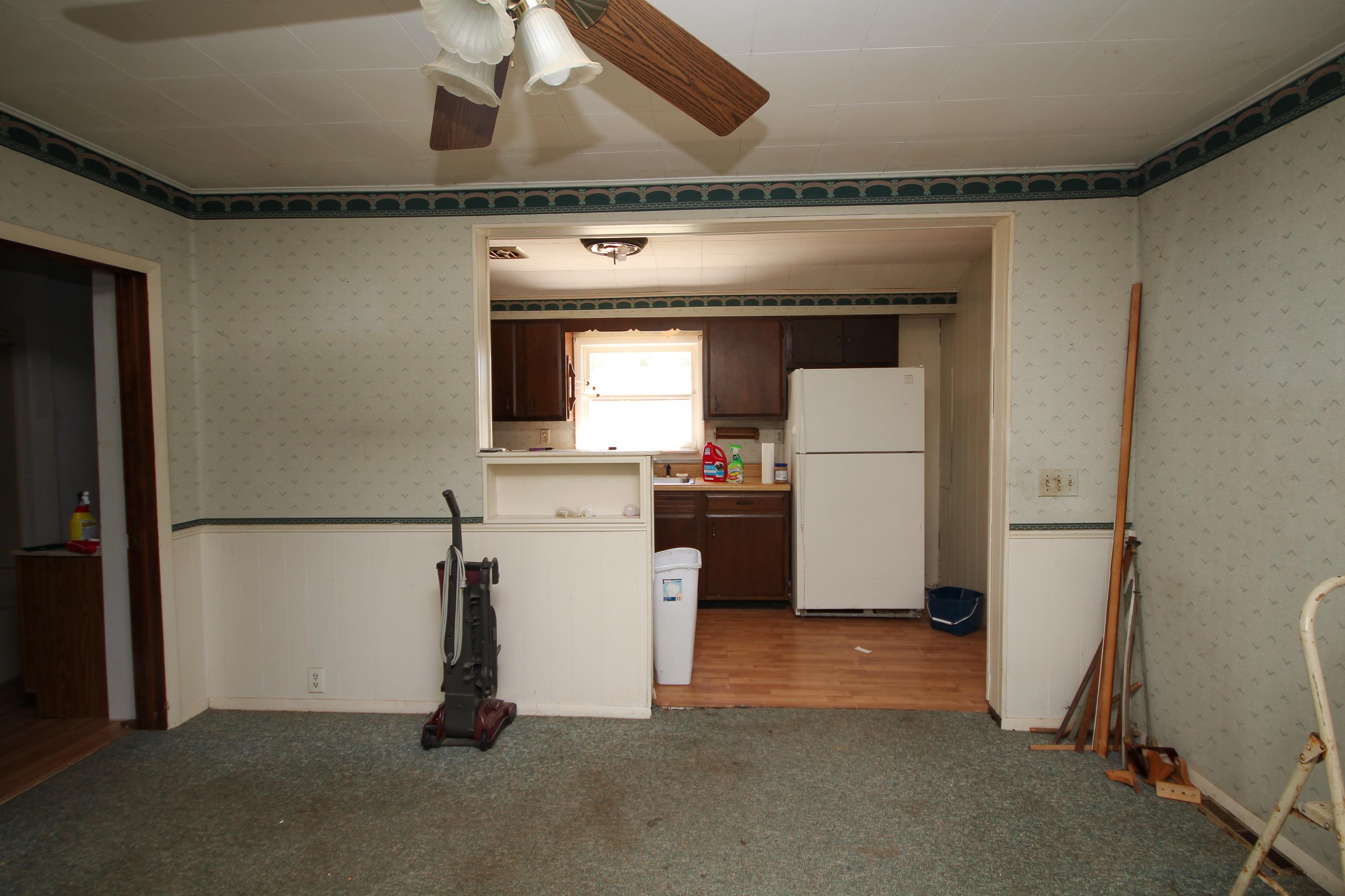 5372 East Baseline Road Mount Pleasant, MI 48858 - Photo 10 of 37 1903687-9.JPG