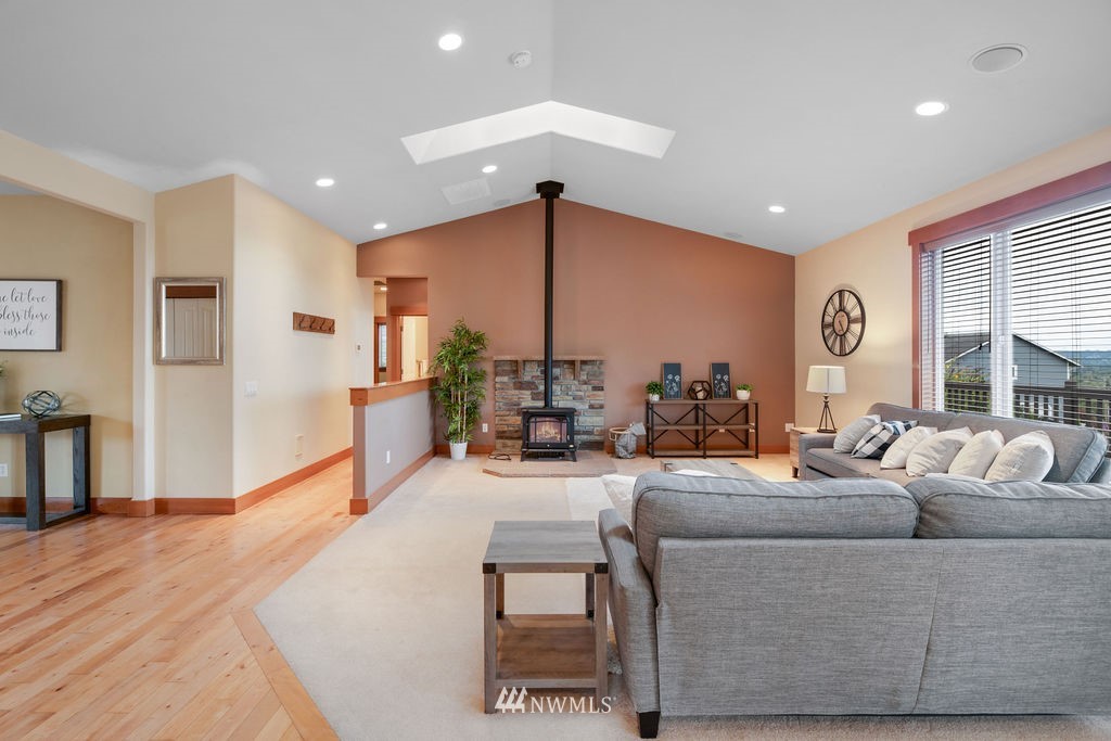 405 Vernon Road Lake Stevens, WA 98258 - Photo 9 of 40 Gallery Image 9