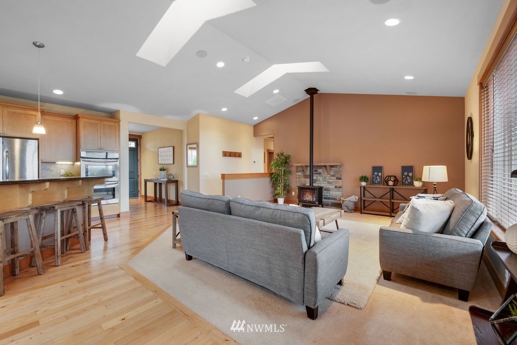 405 Vernon Road Lake Stevens, WA 98258 - Photo 10 of 40 Gallery Image 10