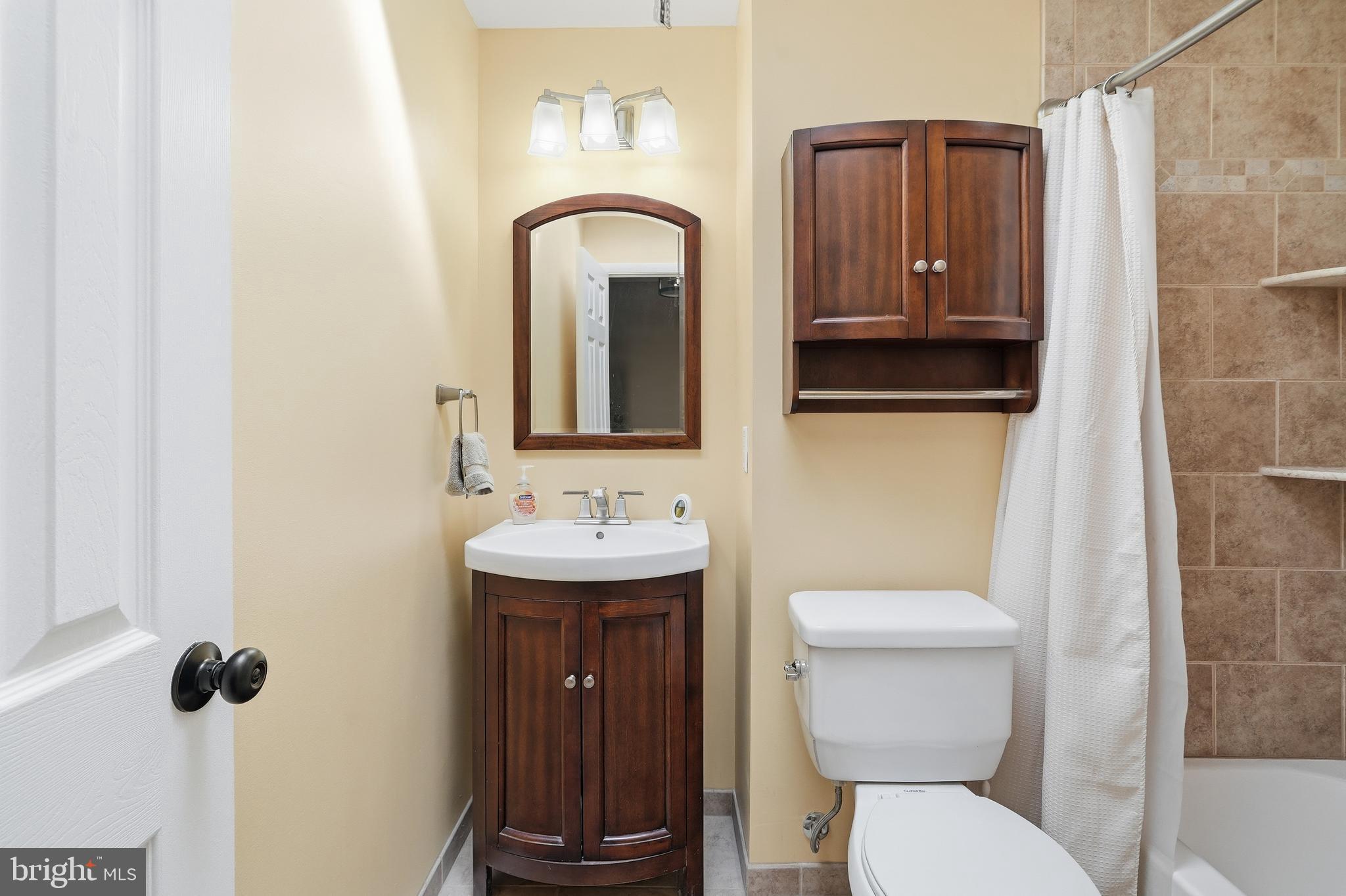 9176 Ryerson Road Philadelphia, PA 19114 - Photo 33 of 41 Gallery Image 33