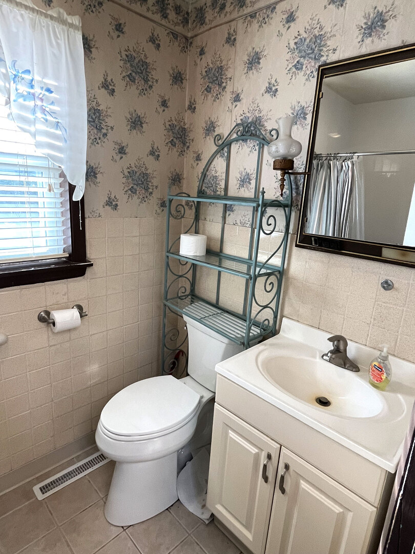 1919 Main Street Spring Grove, IL 60081 - Photo 16 of 47