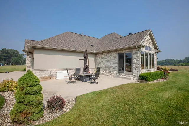 $1,100,000 | 52176 County Road 21, Bristol, IN 46507