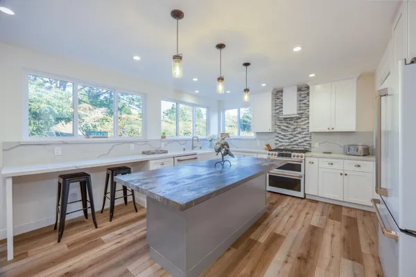 $2,349,000 | 1790 Sunshine Valley Road, Moss Beach, CA 94038