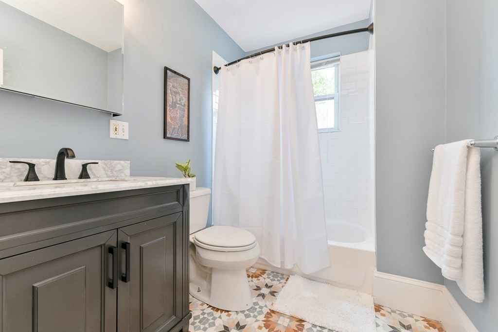 11 Mark Street, Unit 2 Boston, MA 02130 - Photo 12 of 16 Gallery Image 12