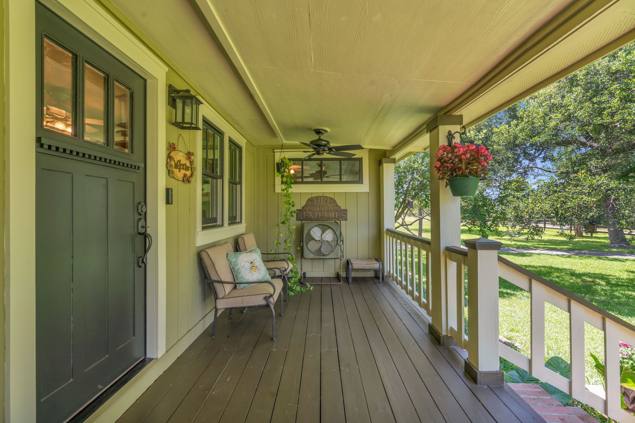 17821 Brown Road Conroe, TX 77306 - Photo 7 of 50 a view of outdoor space and deck