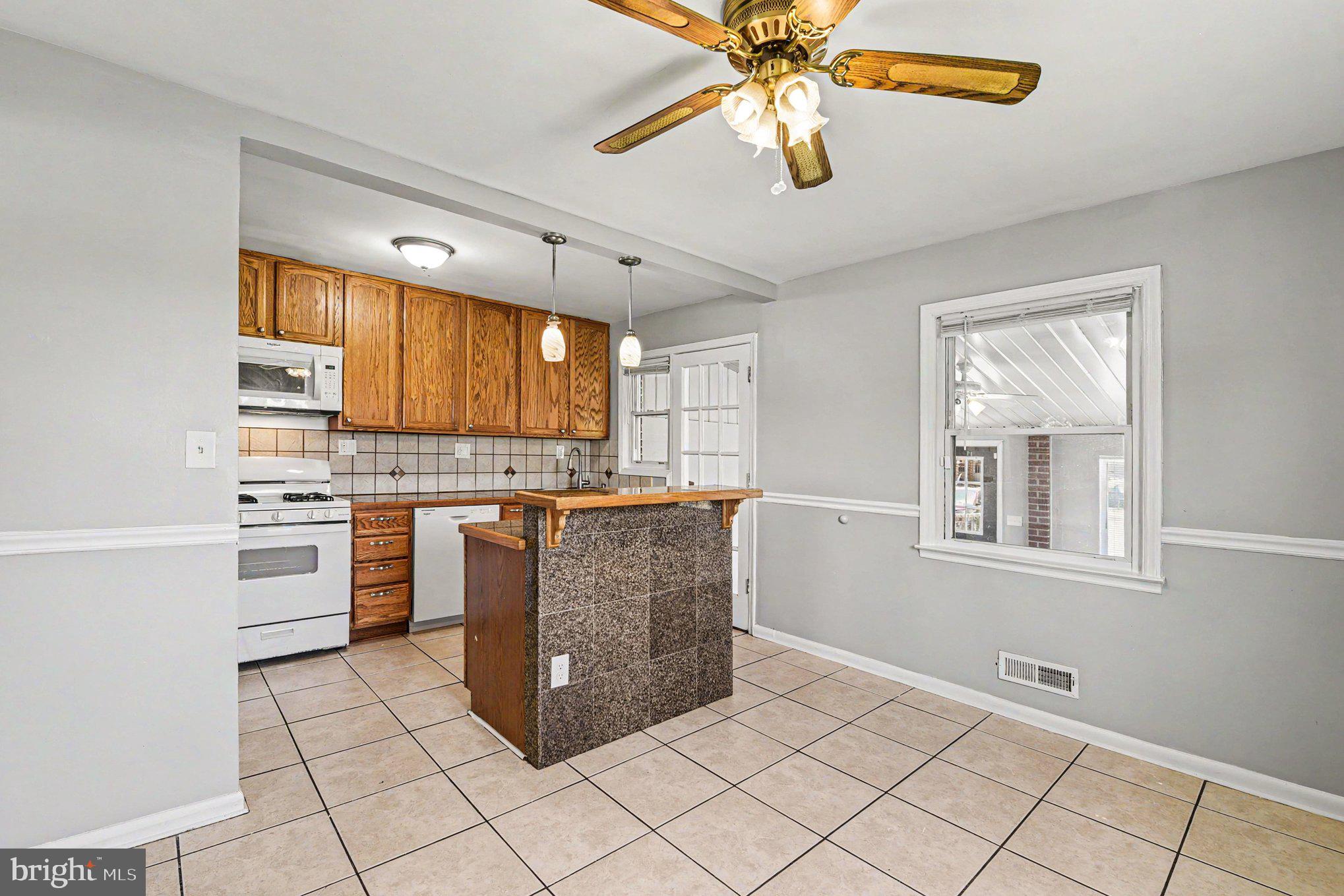 8025 North Boundary Road Baltimore, MD 21222 - Photo 8 of 30 Gallery Image 8