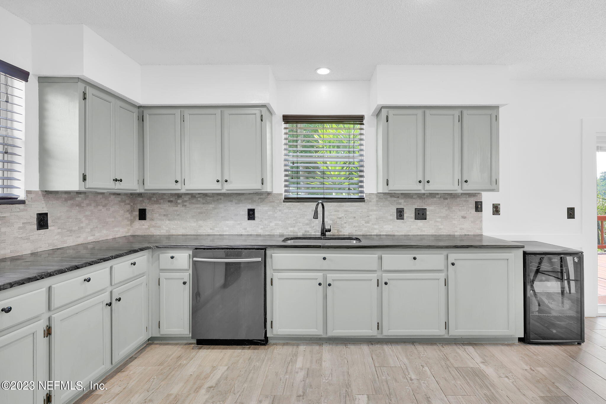 12408 Gately Road South Jacksonville, FL 32225 - Photo 11 of 34 14-web-or-mls-12408 gately rd_014