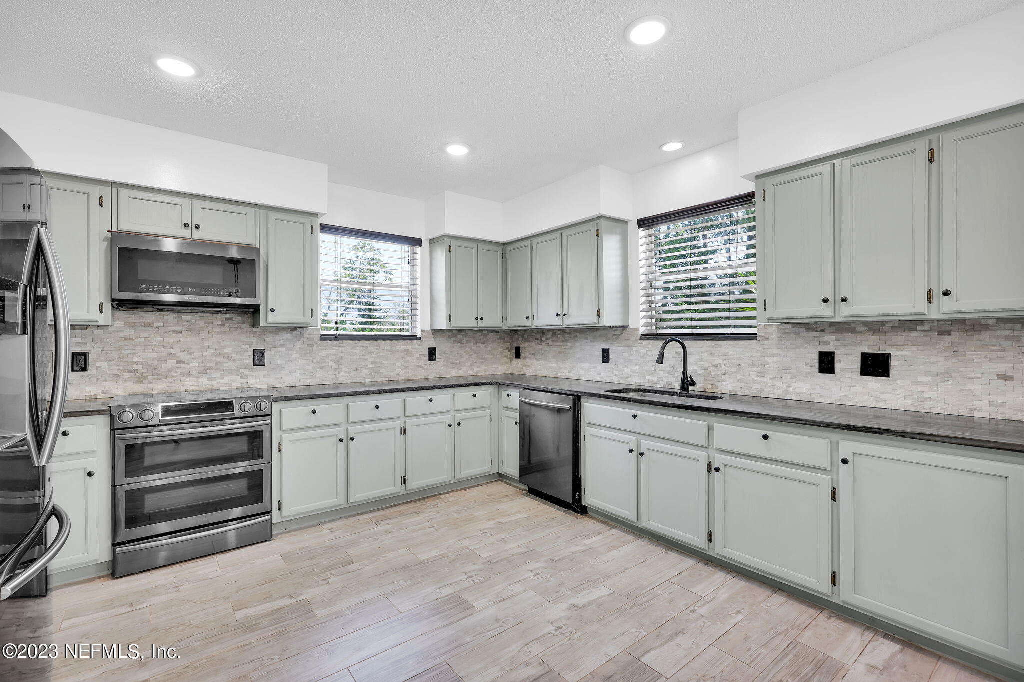 12408 Gately Road South Jacksonville, FL 32225 - Photo 10 of 34 13-web-or-mls-12408 gately rd_013
