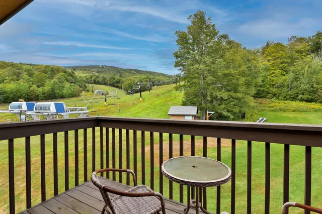 $391,800 | 109 Okemo Ridge Road, Unit C301, Ludlow, VT 05149