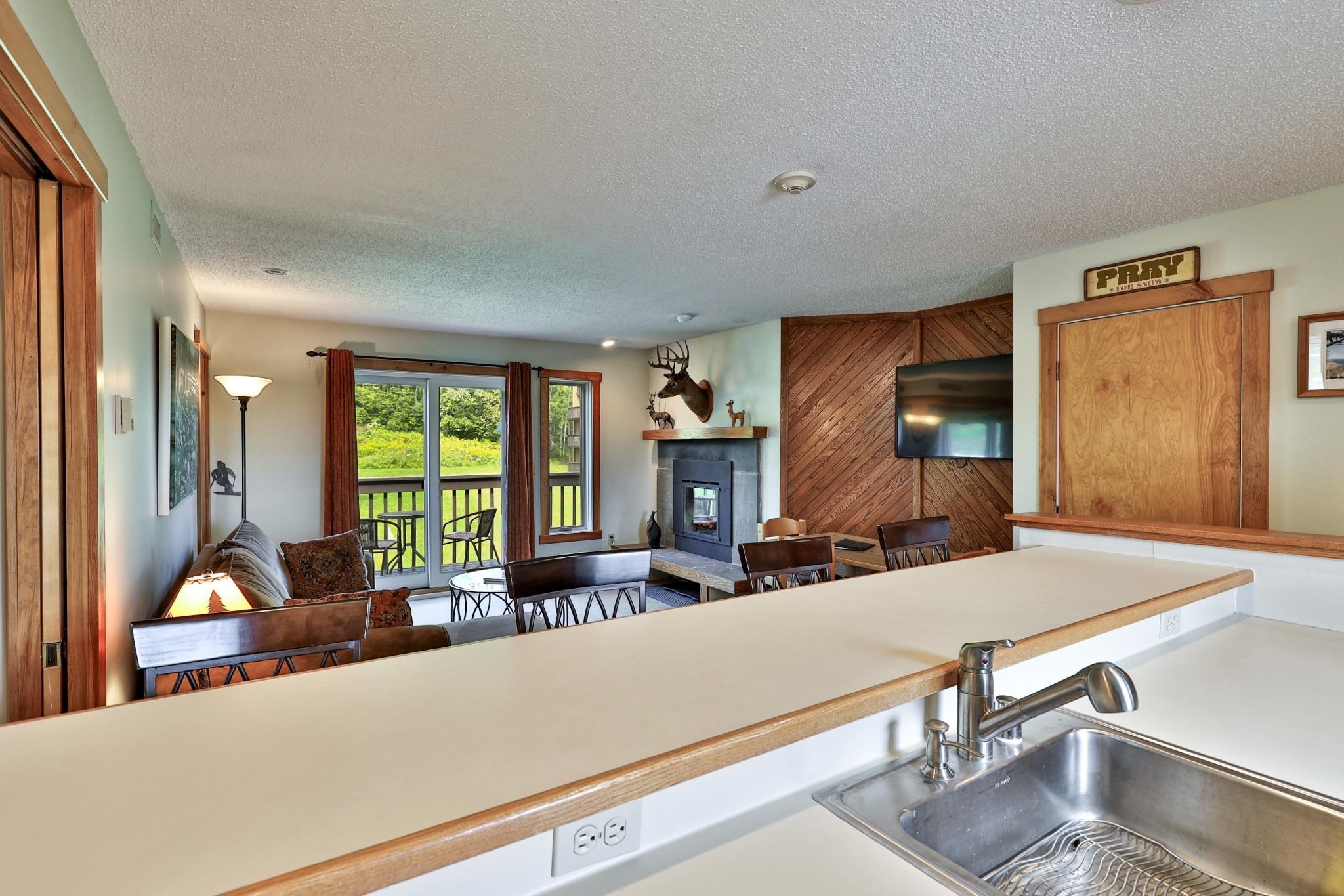 109 Okemo Ridge Road, Unit C301 Ludlow, VT 05149 - Photo 12 of 30 Gallery Image 12