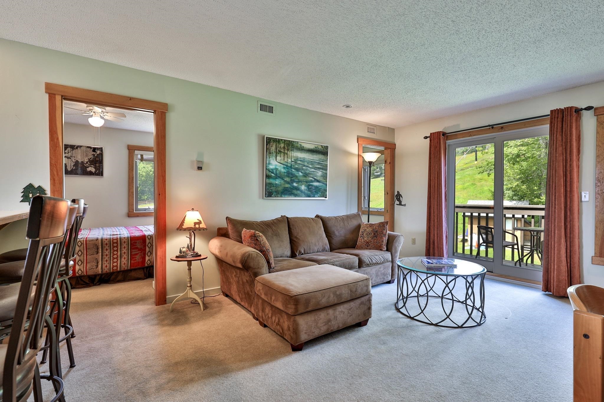 109 Okemo Ridge Road, Unit C301 Ludlow, VT 05149 - Photo 6 of 30 Gallery Image 6