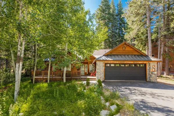 $985,000 | 12535 St Bernard Drive, Truckee, CA 96161