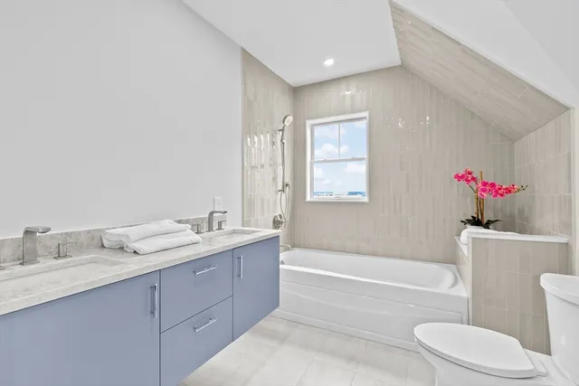 $3,195,000 | 90 Addington Road, Unit 2, Brookline, MA 02445