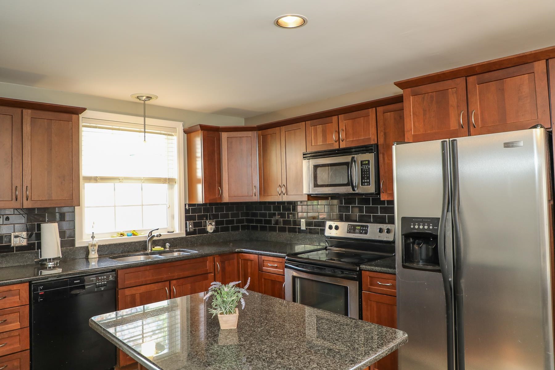 1465 Hooksett Road, Unit 197 Hooksett, NH 03106 - Photo 7 of 33