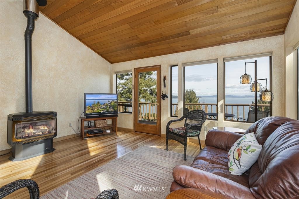 90 Burns Road Port Hadlock, WA 98339 - Photo 4 of 40 Gallery Image 4