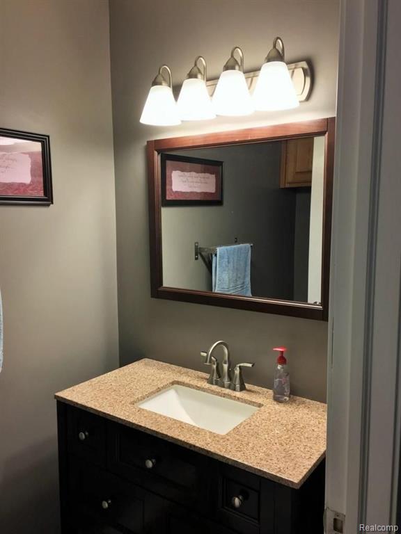 1748 Tamm Avenue Rochester Hills, MI 48309 - Photo 16 of 46