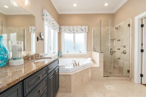 $1,299,999 | W332N6211 County Rd C, Merton, WI 53058