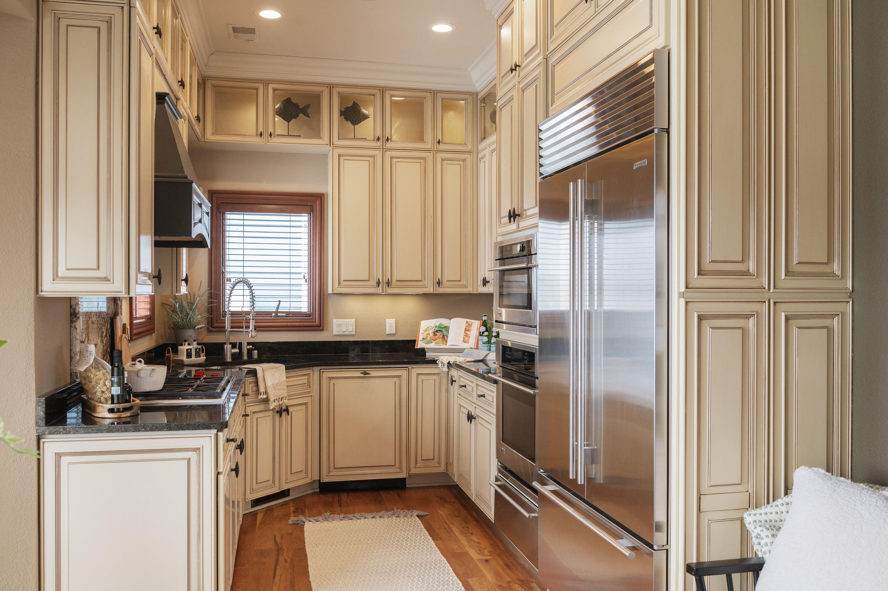 W332N6211 County Rd C Merton, WI 53058 - Photo 18 of 57 Road C - Kitchen