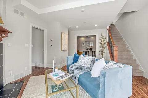 $1,299,999 | W332N6211 County Rd C, Merton, WI 53058