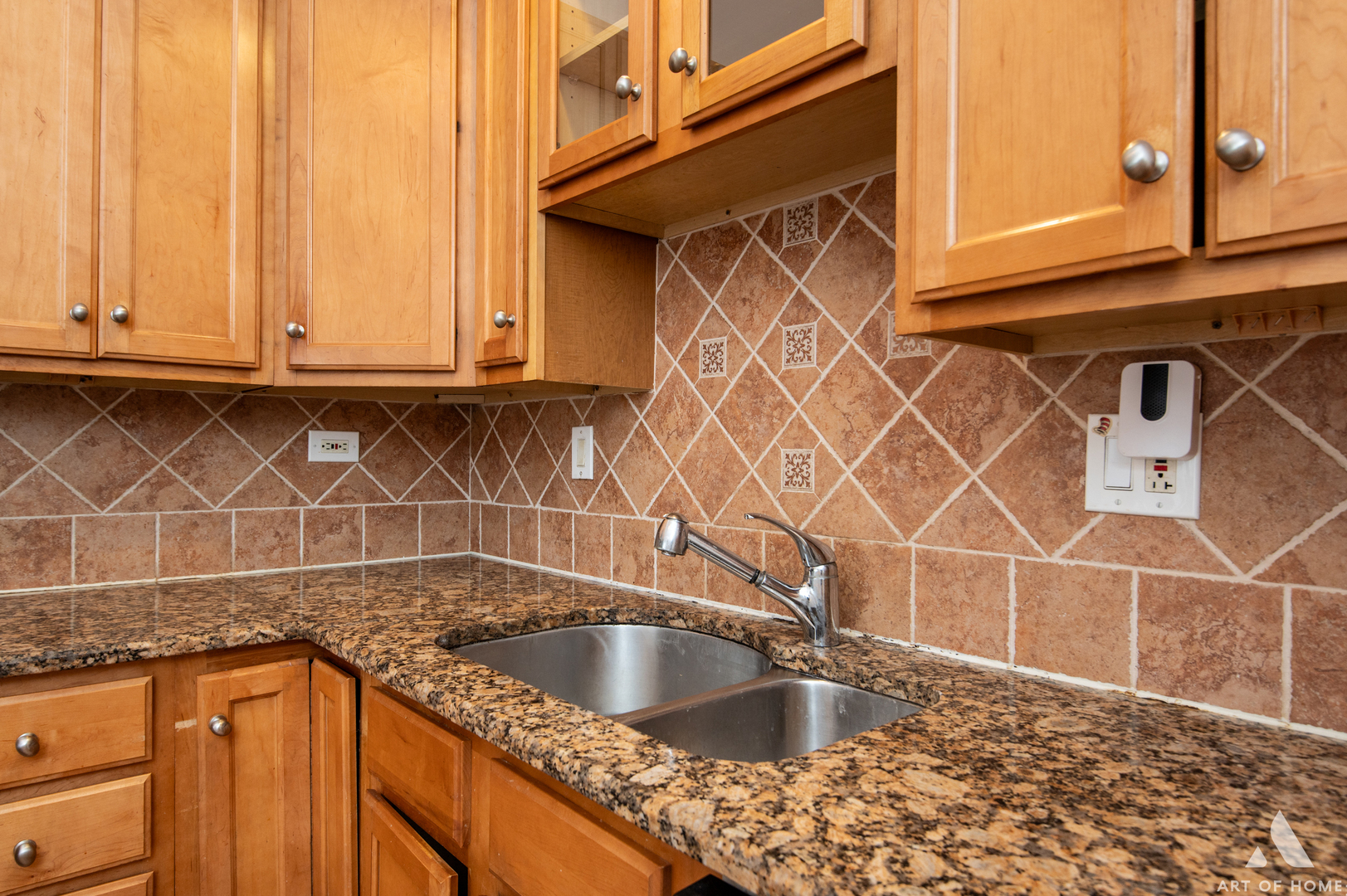 69 Salt Creek Road Roselle, IL 60172 - Photo 8 of 31 Gallery Image 8