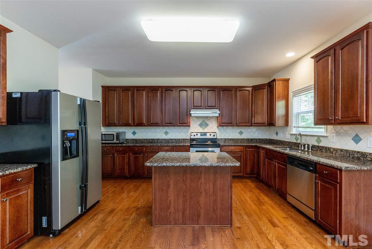 3010 Kilarney Ridge Loop Cary, NC 27511 - Photo 5 of 27 Gallery Image 5