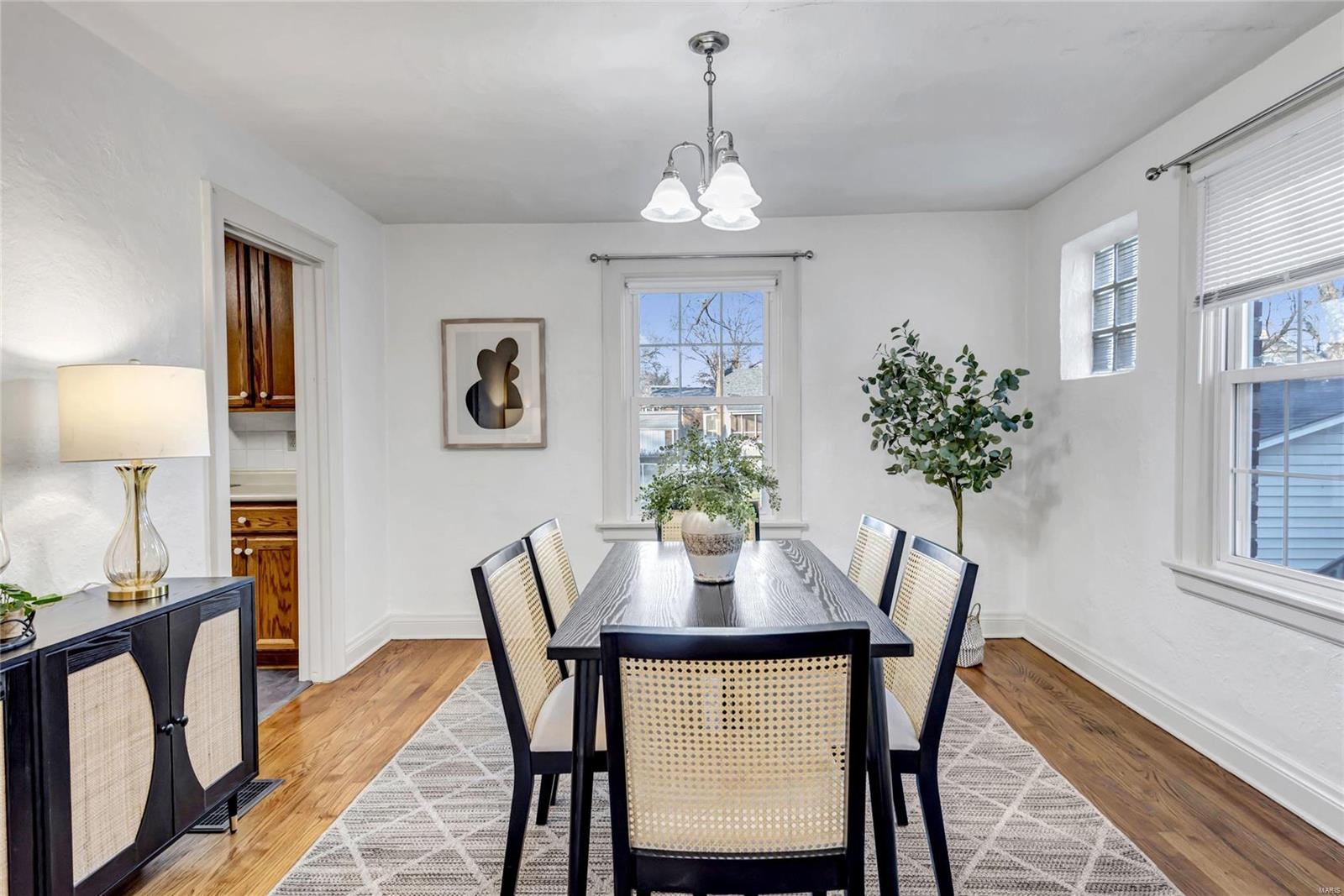8849 Litzsinger Road St. Louis, MO 63144 - Photo 8 of 29 Gallery Image 8
