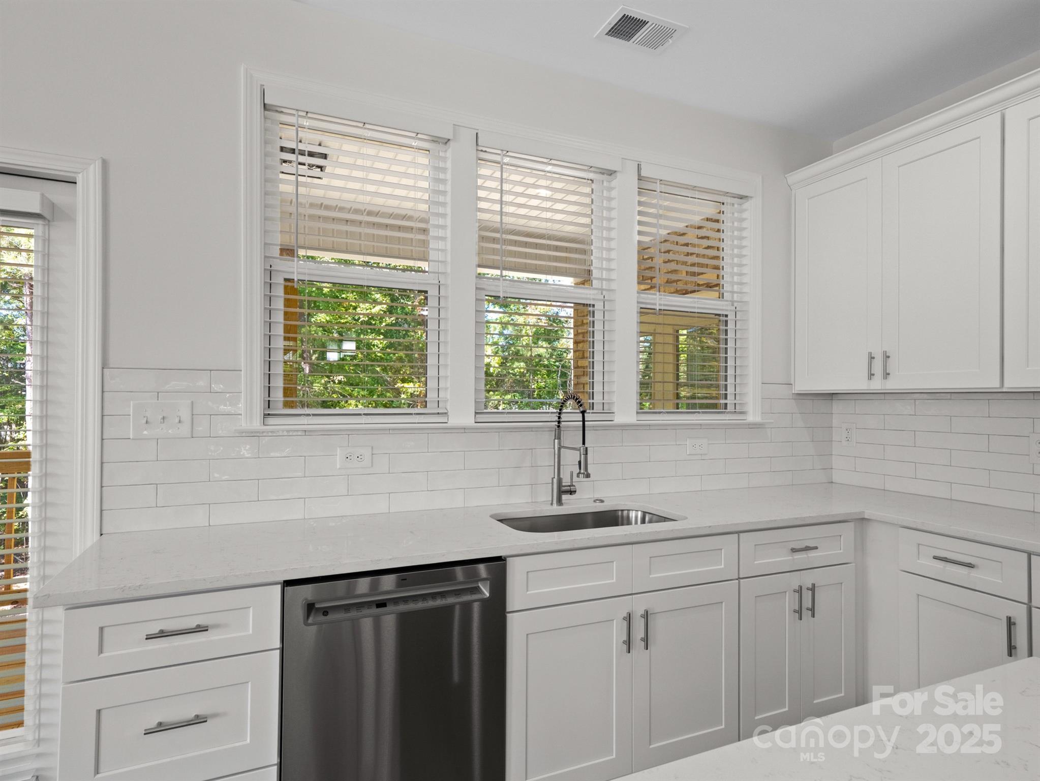 1036 Lyndon Drive Lancaster, SC 29720 - Photo 13 of 48