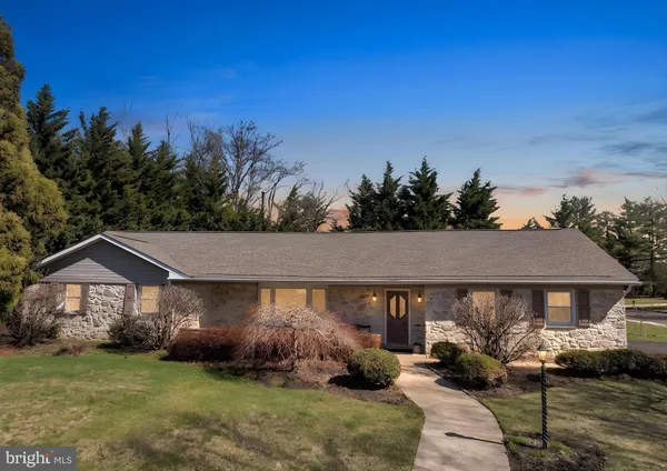 $700,000 | 343 Andrew Road, Huntingdon Valley, PA 19006