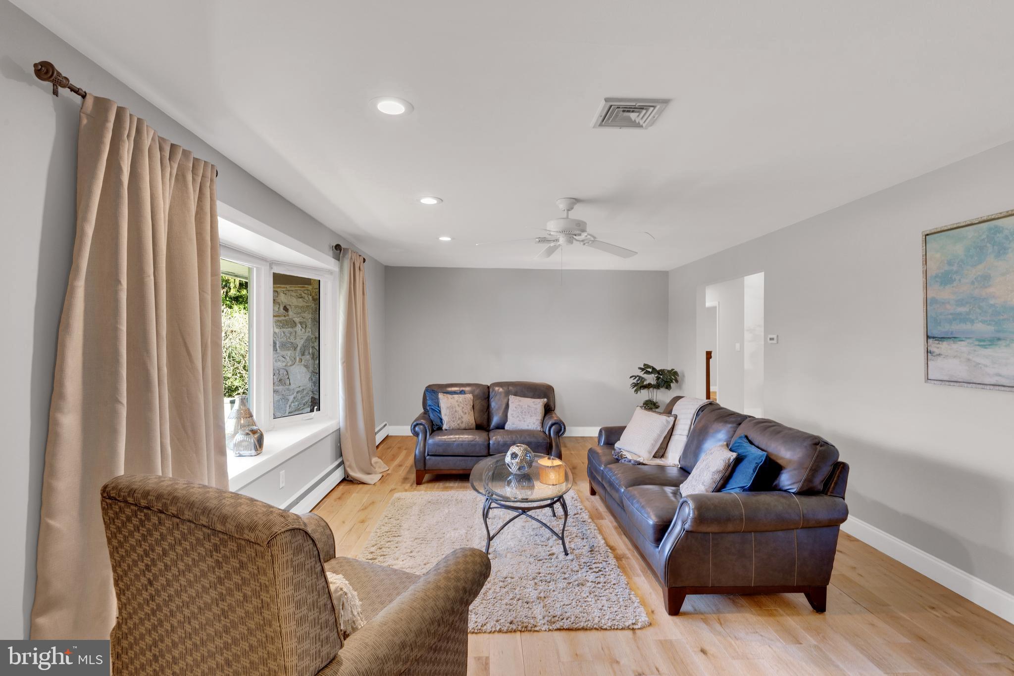 343 Andrew Road Huntingdon Valley, PA 19006 - Photo 11 of 33 generously sized formal living room