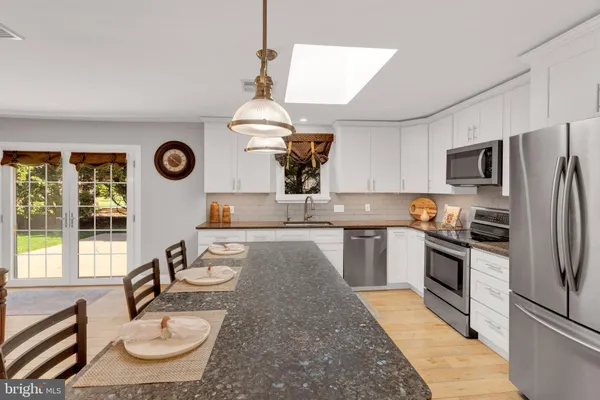 $700,000 | 343 Andrew Road, Huntingdon Valley, PA 19006