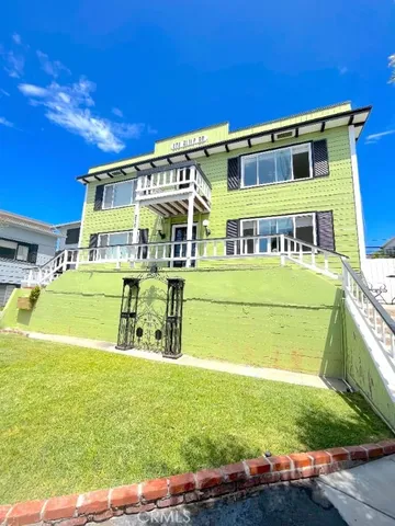 $2,995 | 270 Cliff Drive, Unit 9, Laguna Beach, CA 92651