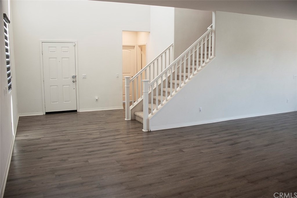 977 Peach Grove Riverside, CA 92501 - Photo 6 of 36