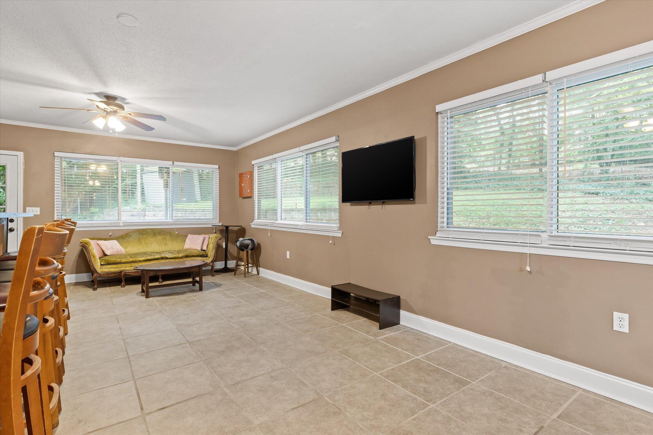 5622 Cold Springs Road Hixson, TN 37343 - Photo 25 of 47 Game Roomv3