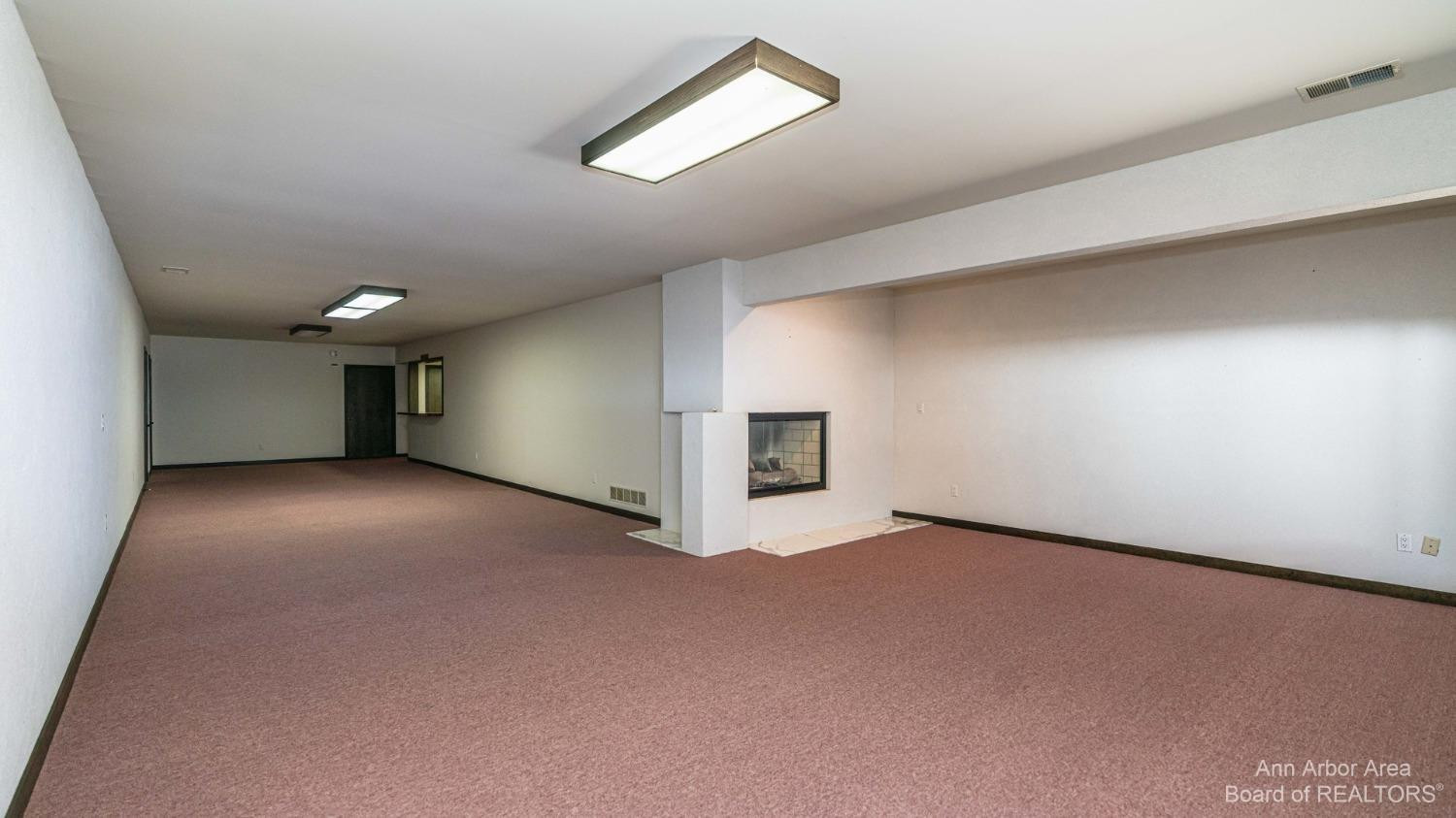 5708 Textile Road Ann Arbor, MI 48103 - Photo 76 of 98 Photo 77
