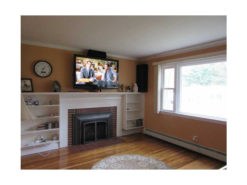 21 Coldbrook Road Warwick, RI 02888 - Photo 3 of 18 Other.