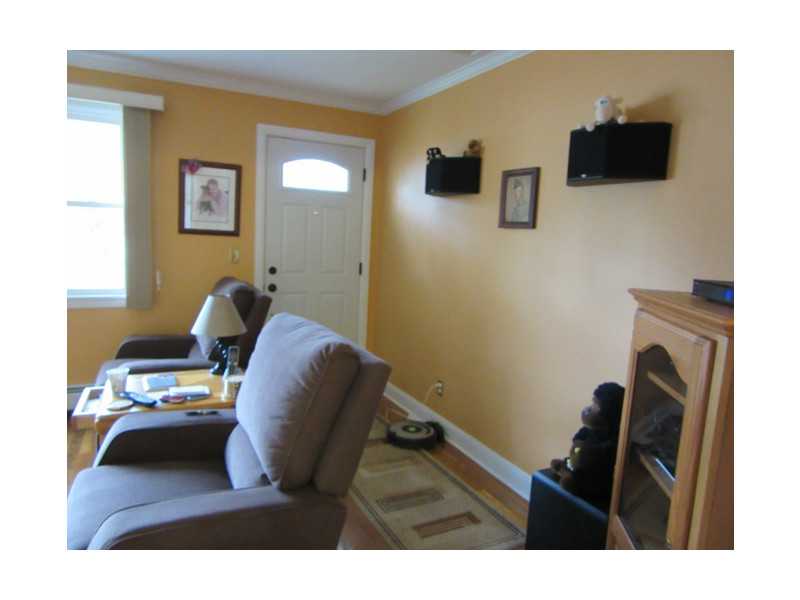 21 Coldbrook Road Warwick, RI 02888 - Photo 4 of 18 Other.