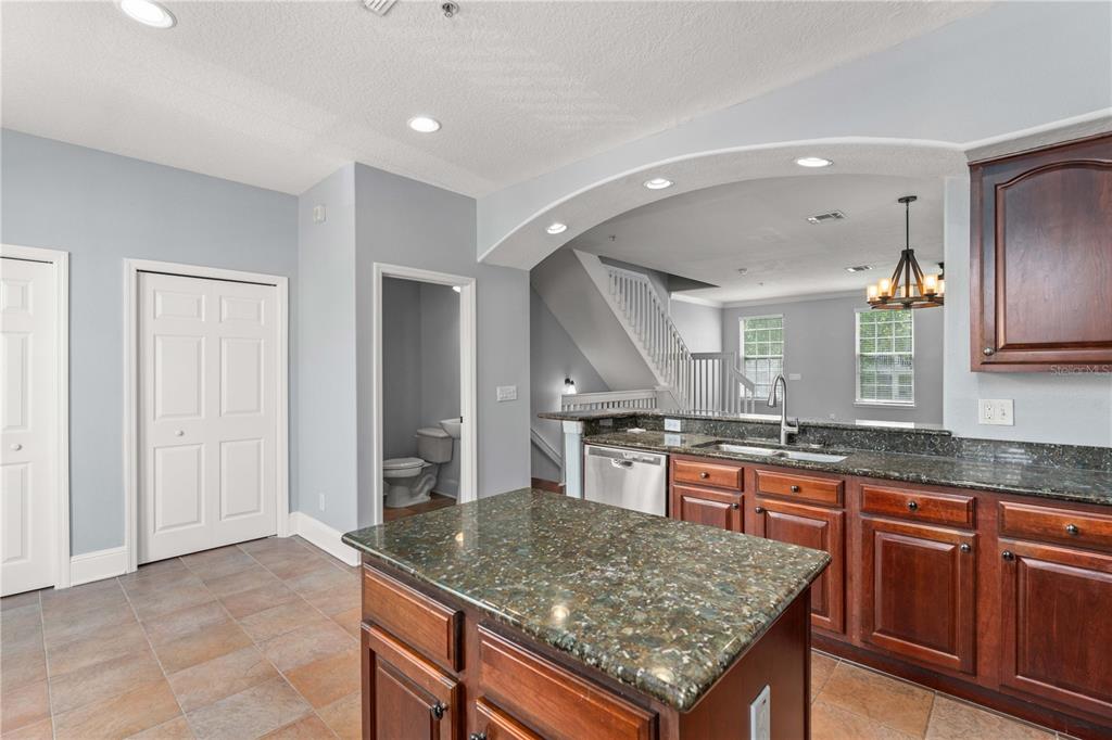 1563 Common Way Road Orlando, FL 32814 - Photo 10 of 47