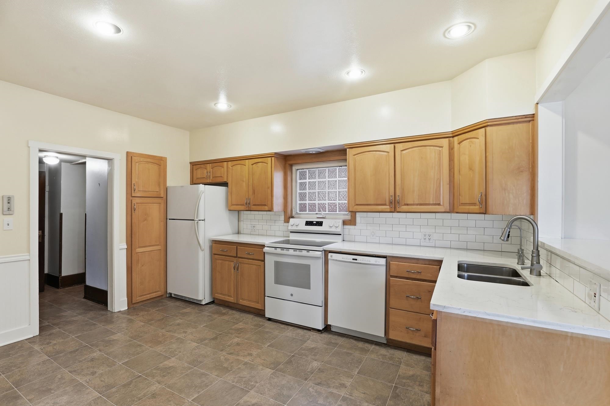 1401 South Monroe Street Spokane, WA 99203 - Photo 13 of 50