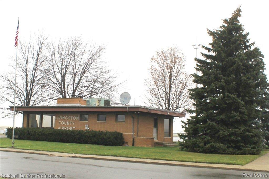 4258 East Allen Road Howell, MI 48855 - Photo 15 of 18
