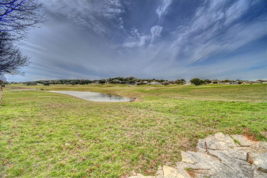 2072 Toscano Way, Unit 62 Kerrville, TX 78028 - Photo 2 of 6