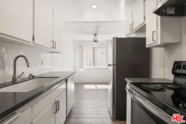 $2,295 | 1457 Butler Avenue, Unit 3, Los Angeles, CA 90025