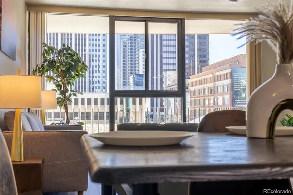 $300,000 | 1020 15th Street, Unit 3D, Denver, CO 80202