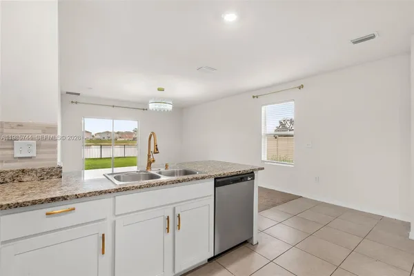 $2,250 | 10966 Penny Gale Loop, Unit 10966, San Antonio, FL 33576