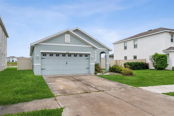$2,250 | 10966 Penny Gale Loop, Unit 10966, San Antonio, FL 33576